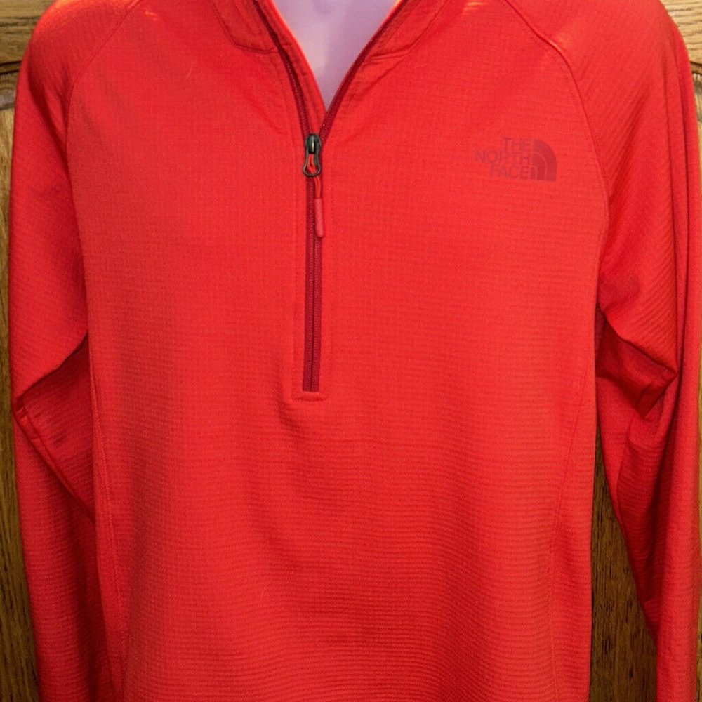 The North Face Men's Long Sleeve Pullover Fleece Shirt Size Medium